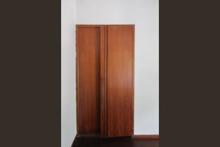 Apartamento para alugar com 96m², 3 quartos e 1 vaga Apartamento para alugar com 96m², 3 quartos e 1 vagaCloset da suíte