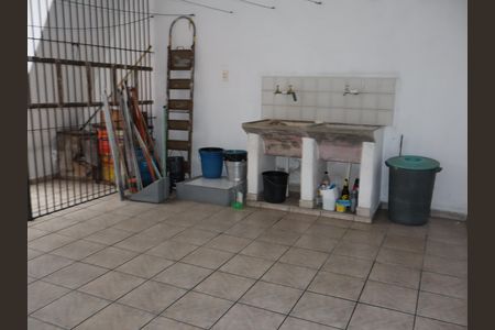Casa para alugar com 125m², 2 quartos e 2 vagasÁrea de Serviço