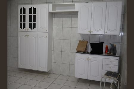 Casa para alugar com 125m², 2 quartos e 2 vagasCozinha
