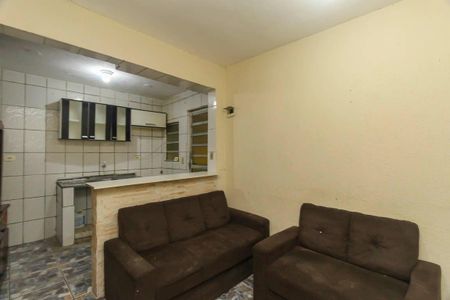 Casa para alugar com 1 quarto, 50m² em Fazenda da Juta, São Paulo