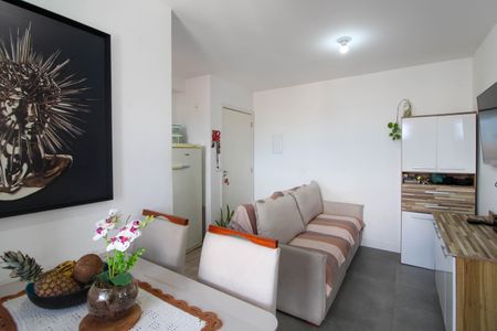 Sala de apartamento para alugar com 2 quartos, 43m² em Jardim Record, Taboão da Serra