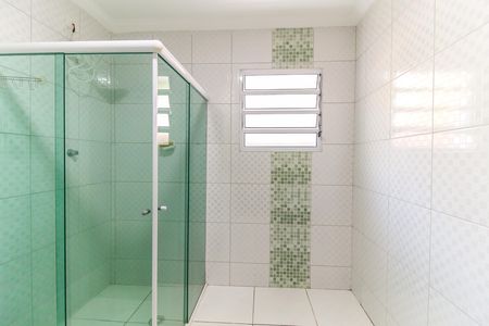 Casa à venda com 570m², 5 quartos e 15 vagas Casa à venda com 570m², 5 quartos e 15 vagasBanheiro 4