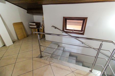 Casa à venda com 570m², 5 quartos e 15 vagas Casa à venda com 570m², 5 quartos e 15 vagasHall - Sotão
