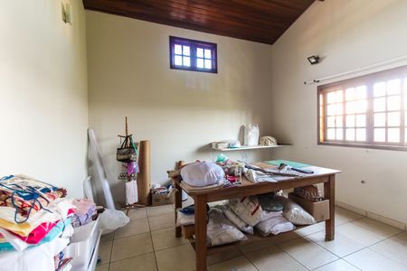 Casa à venda com 570m², 5 quartos e 15 vagas Casa à venda com 570m², 5 quartos e 15 vagasQuarto 2 - Sotão