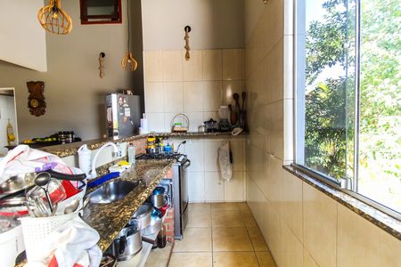 Casa à venda com 570m², 5 quartos e 15 vagas Casa à venda com 570m², 5 quartos e 15 vagasÁrea Gourmet