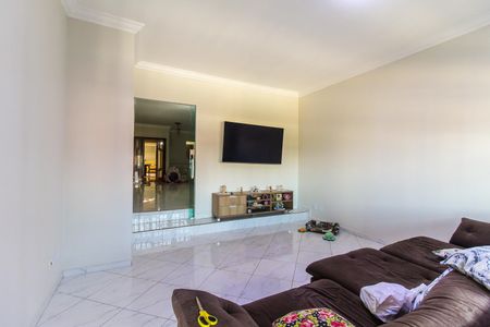Casa à venda com 570m², 5 quartos e 15 vagas Casa à venda com 570m², 5 quartos e 15 vagasSala 3
