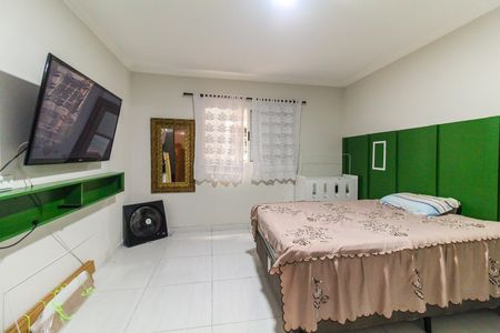 Casa à venda com 570m², 5 quartos e 15 vagas Casa à venda com 570m², 5 quartos e 15 vagasQuarto 1