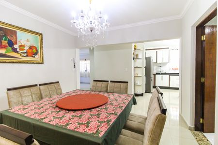 Sala de Jantar de casa à venda com 5 quartos, 570m² em Itaquera, São Paulo