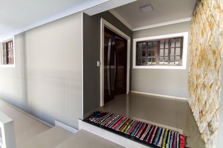 Casa à venda com 570m², 5 quartos e 15 vagas Casa à venda com 570m², 5 quartos e 15 vagasHall de entrada