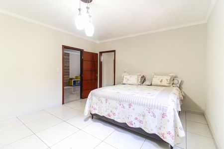 Casa à venda com 570m², 5 quartos e 15 vagas Casa à venda com 570m², 5 quartos e 15 vagasSuíte 1