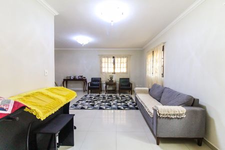 Casa à venda com 570m², 5 quartos e 15 vagas Casa à venda com 570m², 5 quartos e 15 vagasSala