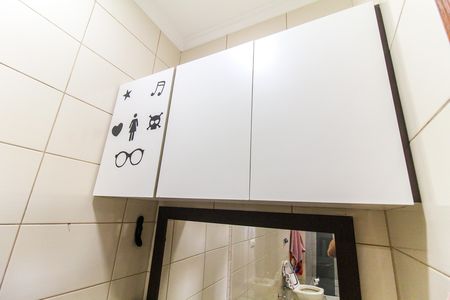 Casa à venda com 570m², 5 quartos e 15 vagas Casa à venda com 570m², 5 quartos e 15 vagasBanheiro da Suíte 2