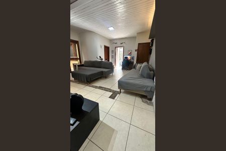 Sala de apartamento à venda com 2 quartos, 100m² em Petrópolis, Porto Alegre