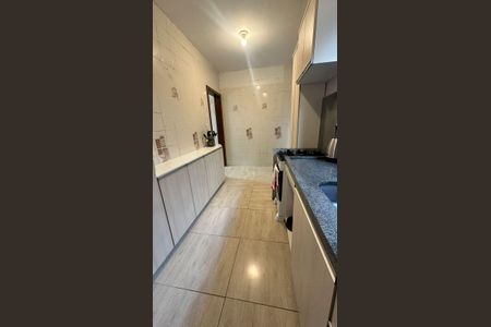 Apartamento à venda com 100m², 2 quartos e 1 vagaCozinha