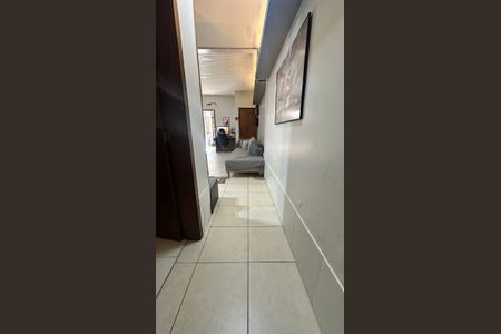 Apartamento à venda com 100m², 2 quartos e 1 vagaCorredor