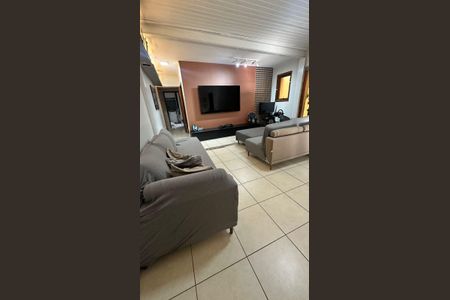 Sala de apartamento à venda com 2 quartos, 100m² em Petrópolis, Porto Alegre