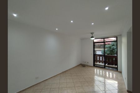 Apartamento para alugar com 69m², 2 quartos e 1 vaga Apartamento para alugar com 69m², 2 quartos e 1 vagaSala