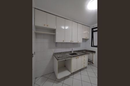 Apartamento para alugar com 69m², 2 quartos e 1 vaga Apartamento para alugar com 69m², 2 quartos e 1 vagaCozinha - Armários