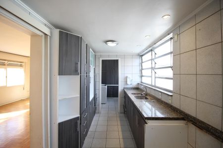 Apartamento à venda com 99m², 3 quartos e 1 vagaCozinha