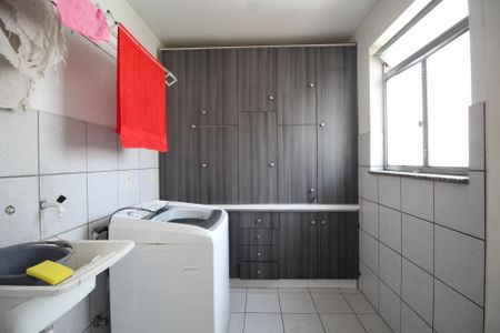 Apartamento à venda com 99m², 3 quartos e 1 vagaÁrea de Serviço