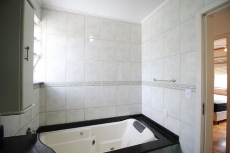 Apartamento à venda com 99m², 3 quartos e 1 vagaBanheiro