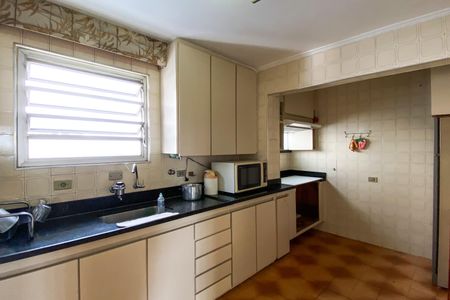 Apartamento à venda com 128m², 3 quartos e 2 vagasCozinha 