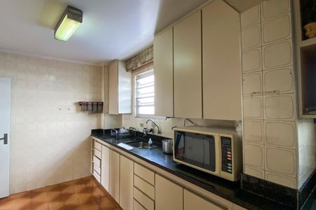 Apartamento à venda com 128m², 3 quartos e 2 vagasCozinha 