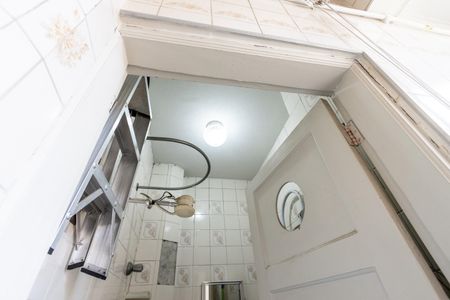 Apartamento à venda com 97m², 2 quartos e sem vaga Apartamento à venda com 97m², 2 quartos e sem vagaBanheiro de Serviço