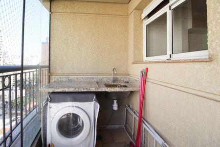 Apartamento para alugar com 59m², 2 quartos e 1 vagaVaranda