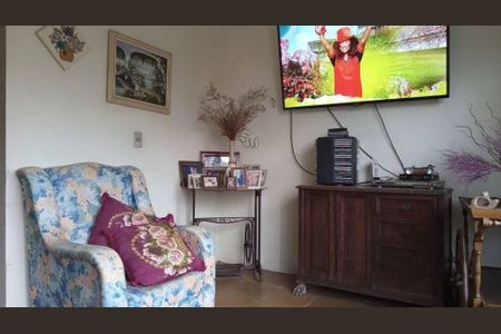 Casa à venda com 2 quartos, 152m² em Jardim Peri Peri, São Paulo