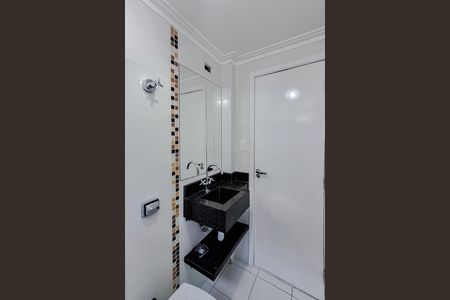 Apartamento para alugar com 134m², 3 quartos e 1 vaga Apartamento para alugar com 134m², 3 quartos e 1 vagaBanheiro da Suíte