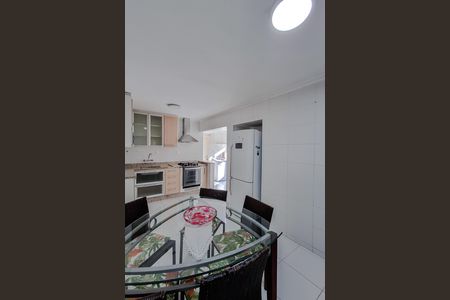 Apartamento para alugar com 134m², 3 quartos e 1 vaga Apartamento para alugar com 134m², 3 quartos e 1 vagaCozinha