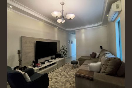 Casa à venda com 3 quartos, 153m² em São Domingos, São Paulo