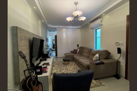 Casa à venda com 3 quartos, 153m² em São Domingos, São Paulo