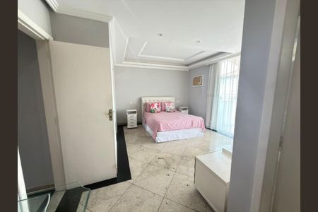 Apartamento à venda com 3 quartos, 360m² em R. Bandeirantes, Rio de Janeiro