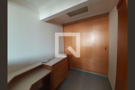 Apartamento para alugar com 170m², 3 quartos e 2 vagasQuarto