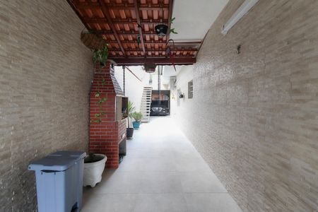 Casa à venda com 250m², 3 quartos e 2 vagasÁrea Externa - Churrasqueira