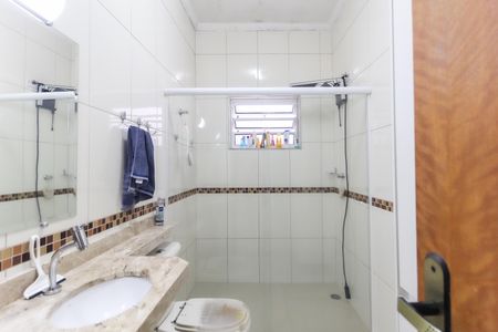 Casa à venda com 250m², 3 quartos e 2 vagasBanheiro