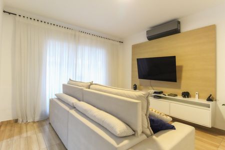 Sala de casa à venda com 3 quartos, 250m² em Itaquera, São Paulo