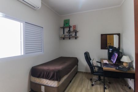 Casa à venda com 250m², 3 quartos e 2 vagasQuarto 2