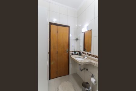 Casa à venda com 250m², 3 quartos e 2 vagasBanheiro