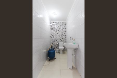 Casa à venda com 250m², 3 quartos e 2 vagasBanheiro Externo