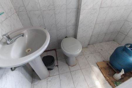 Casa à venda com 250m², 3 quartos e 2 vagasBanheiro de Serviço