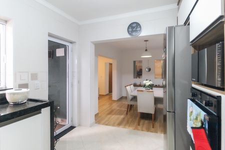 Casa à venda com 250m², 3 quartos e 2 vagasCozinha