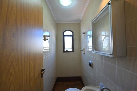 Apartamento à venda com 220m², 4 quartos e 3 vagasBanheiro de Serviço