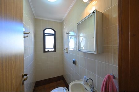 Apartamento à venda com 220m², 4 quartos e 3 vagasBanheiro de Serviço