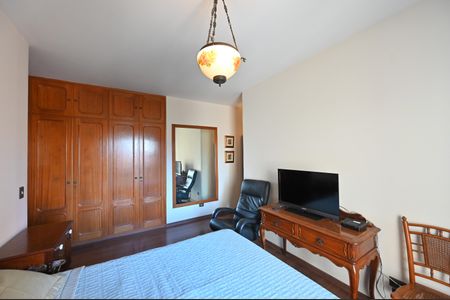 Apartamento à venda com 220m², 4 quartos e 3 vagasSuíte 1