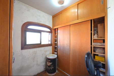 Apartamento à venda com 220m², 4 quartos e 3 vagasQuarto de Serviço