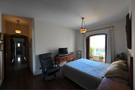 Apartamento à venda com 220m², 4 quartos e 3 vagasSuíte 1