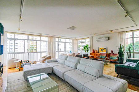 Apartamento à venda com 3 quartos, 245m² em Jardim Paulista, São Paulo